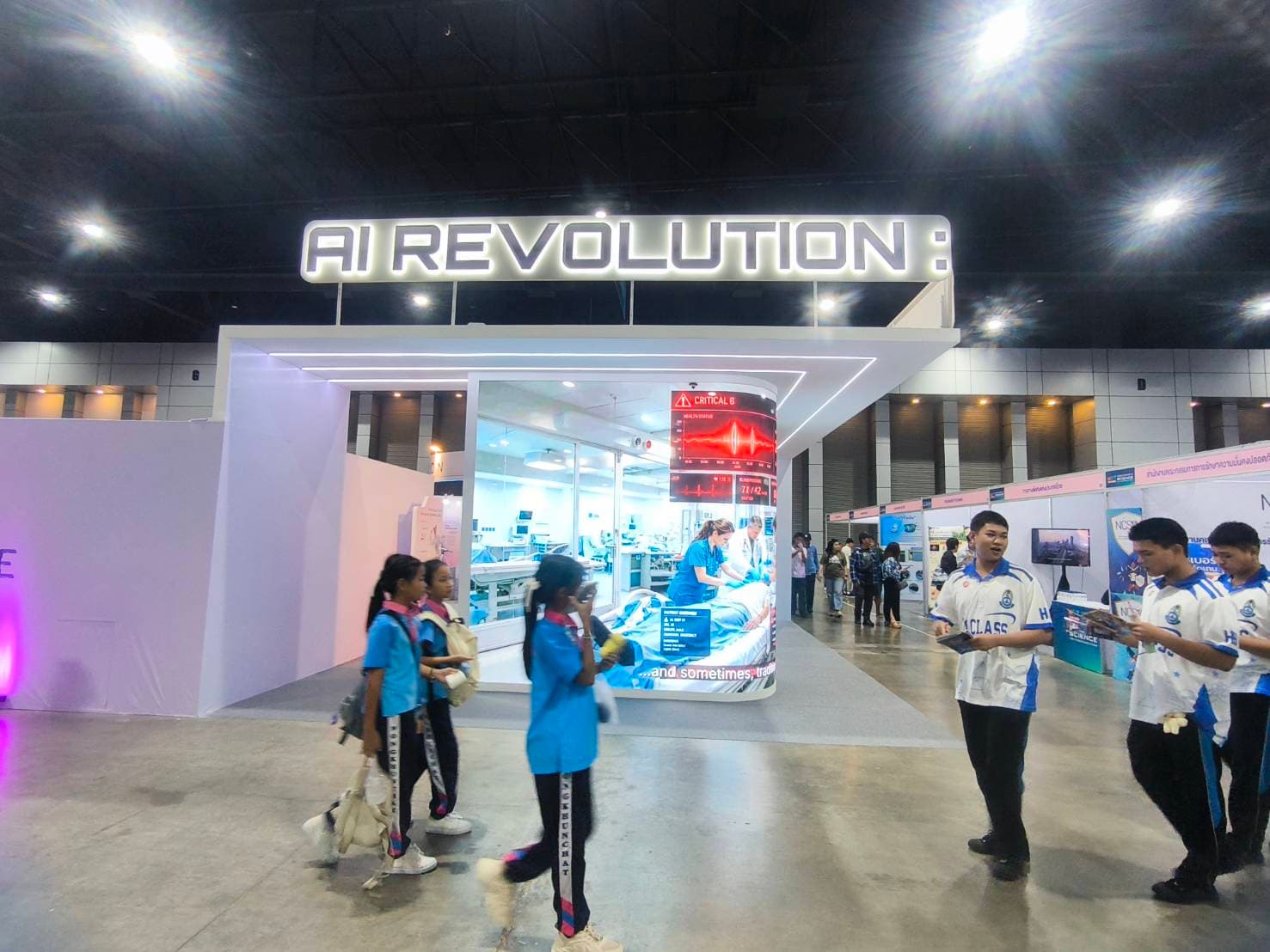 NSM ชวนเจาะลึกนิทรรศการ “AI Revolution: The New Human Edge” ยกระดับทักษะเยาวชนยุคใหม่ ก้าวข้ามผู้ใช้ สู่ผู้กำหนดทิศทางปัญญาประดิษฐ์