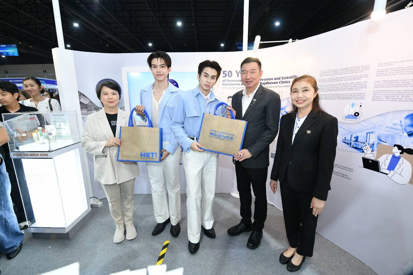 'วิทย์ - ความงาม' อยู่ใกล้ตัวเรานิดเดียว! NSM ชวนชมนิทรรศการ 'วิทยาศาสตร์แห่งความงามที่แท้จริง' ในงานมหกรรมวิทย์ฯ - 4